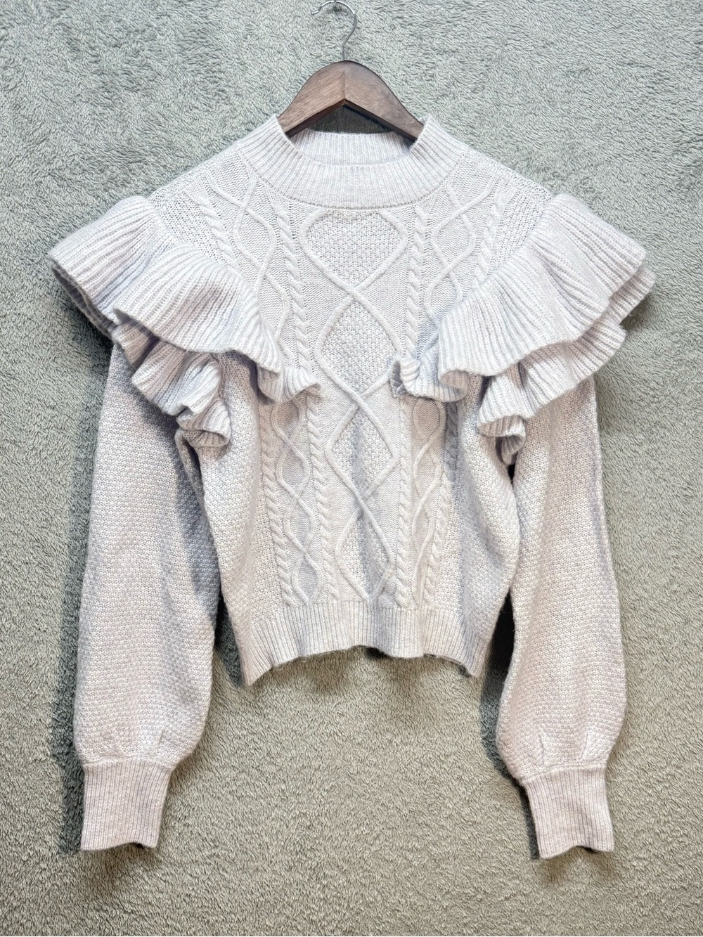 BB Dakota by Steve Madden Go To Town Ruffle Cable Knit Sweater Grey Small